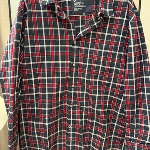 American Eagle Outfitters Men's Plaid Shirt in Red and Navy